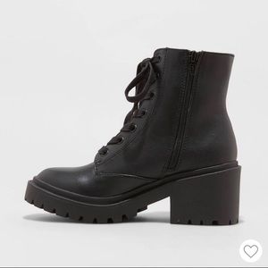 Universal Thread Black Combat Boots